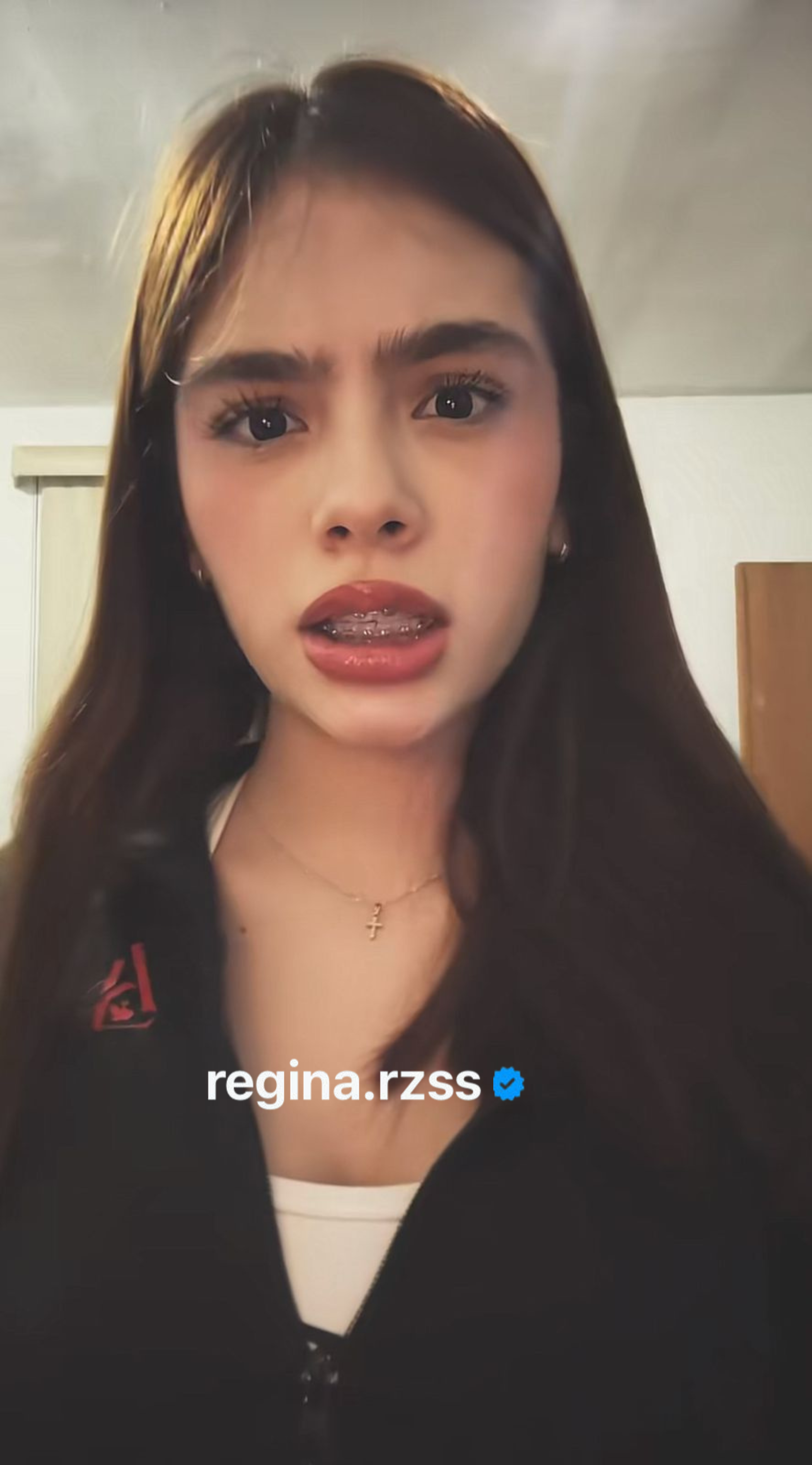 MÁS DE UN MILLON DE SEGUIDORES LA OBSERVAN: REGINA RZS Y LAS AL.
