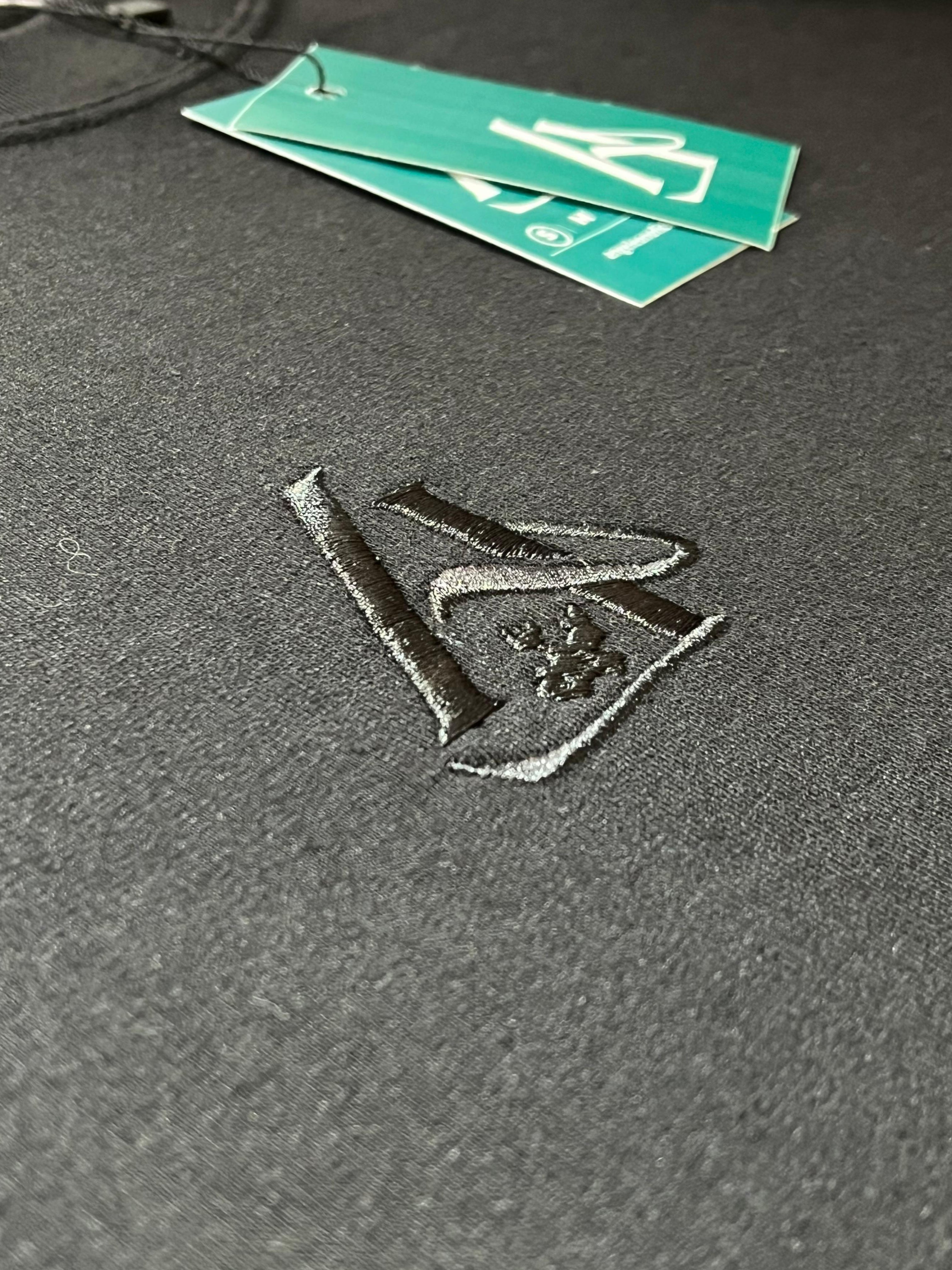 CAMISETA OVERSICE 100% ALGODÓN PREMIUM CON LOGO AL EDICIÓN JALISCO BORDADO EN PECHO